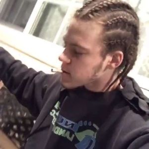 Meet your Posher, Kyle